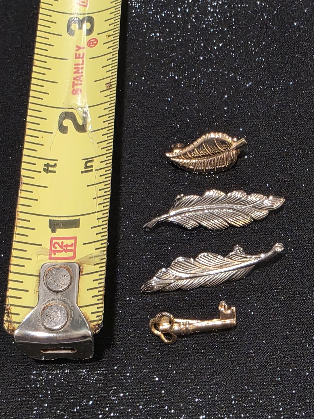 Vintage Mini Gold-tone & Silver-tone Pin Brooches: 2 Feather, 1 Leaf & 1 Key - Picture 2 of 6